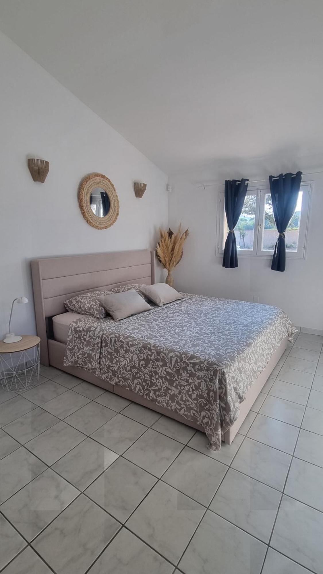 Chambre Face Aux Vignes Vidauban Extérieur photo